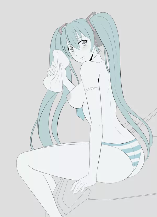 “Miku Hatsune Topless” “Miku Hatsune Topless”