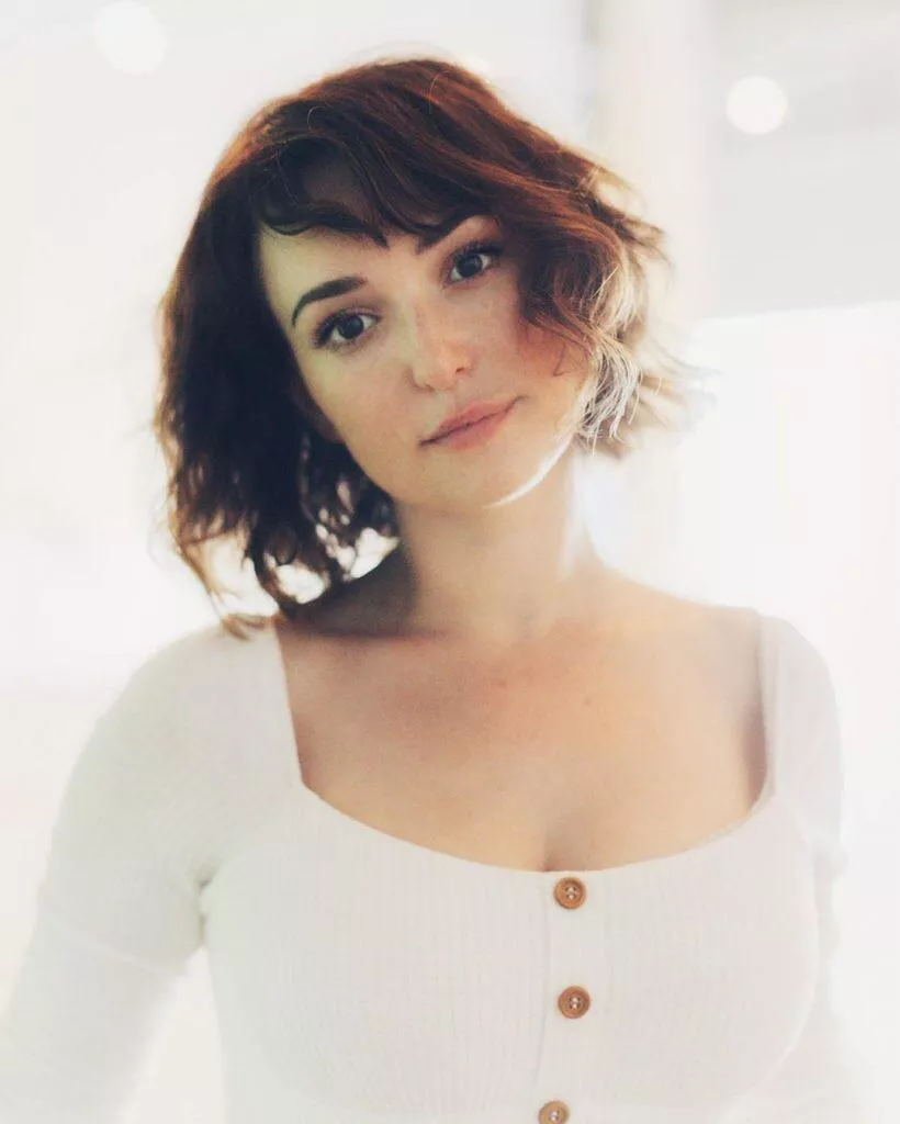 Milana Vayntrub Milana Vayntrub