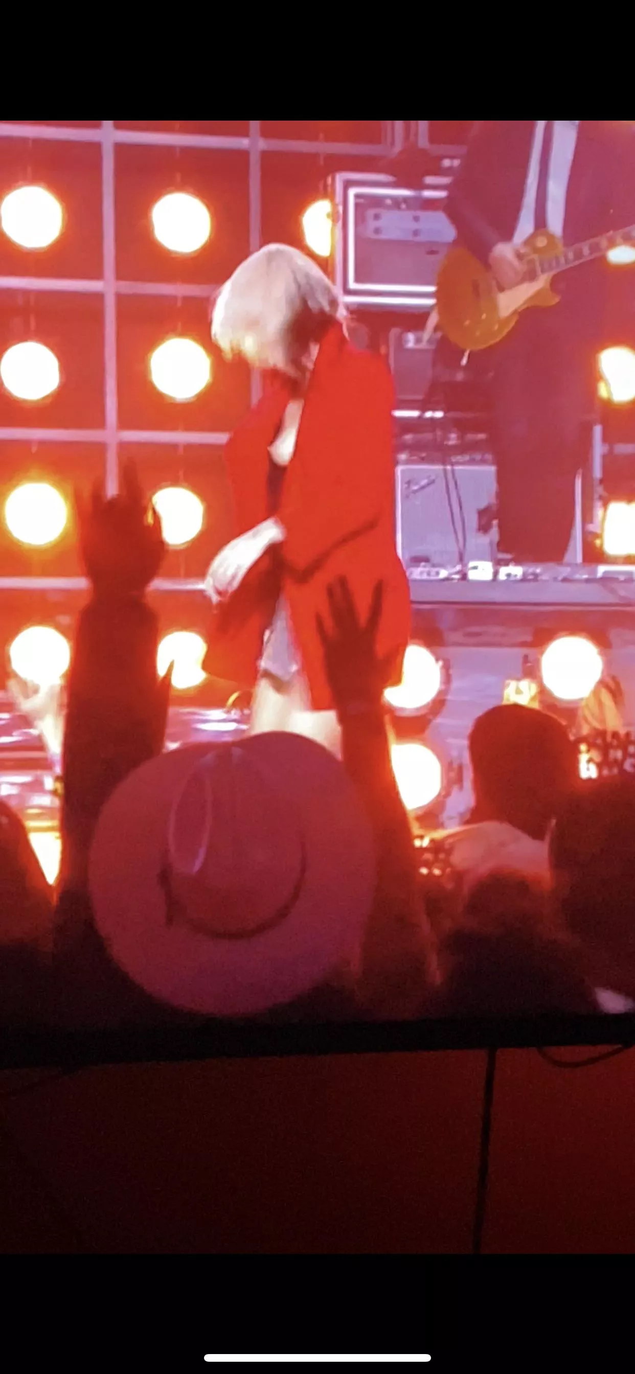 Miley nip slip after wardrobe malfunction on New Years 🥵