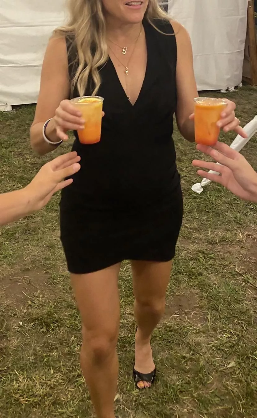 MILF offering easy access MILF offering easy access
