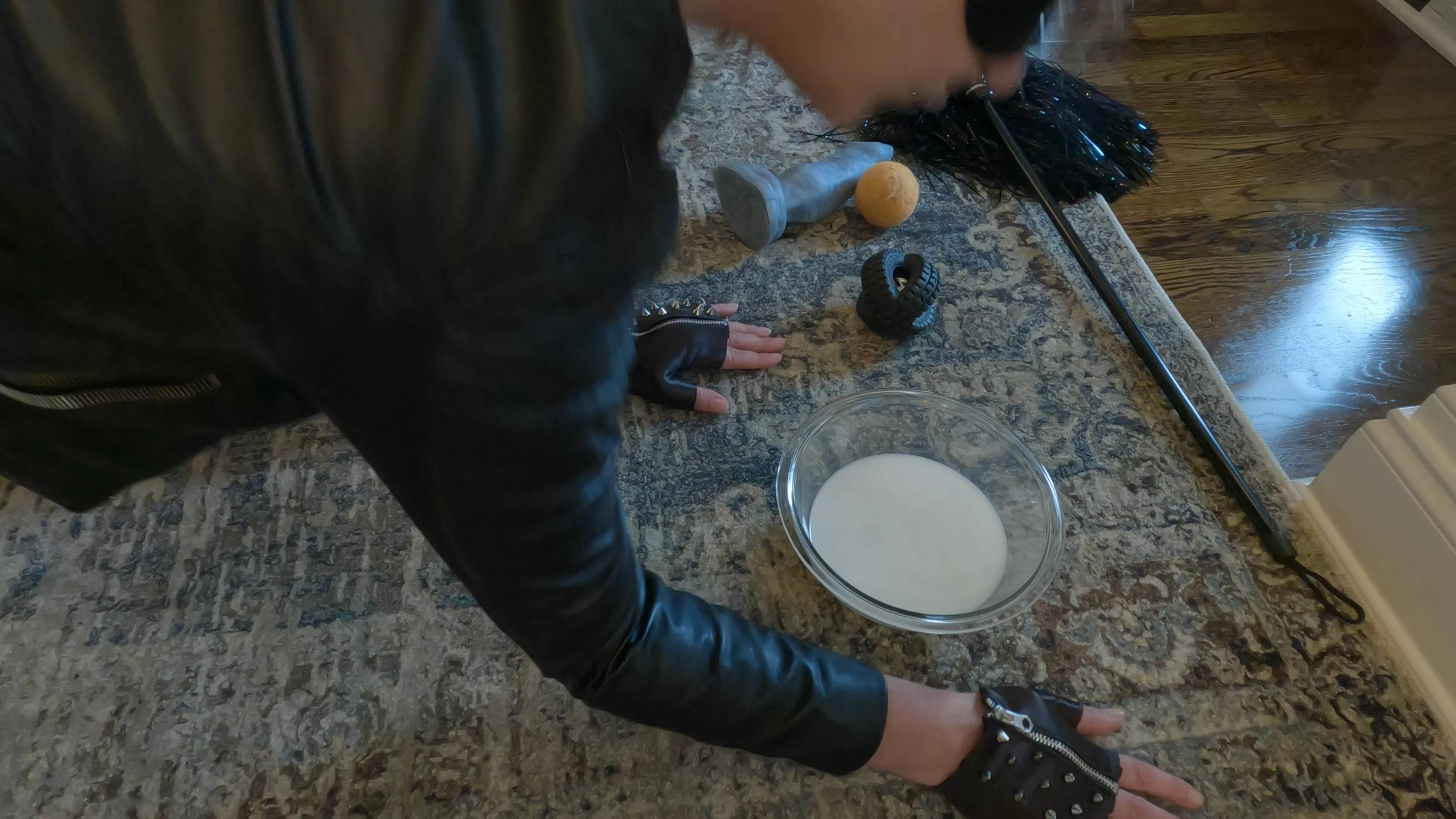 Milk for kitty Milk for kitty