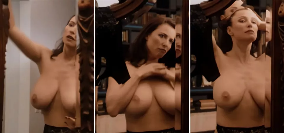 Mimi Rogers in the 1995 film