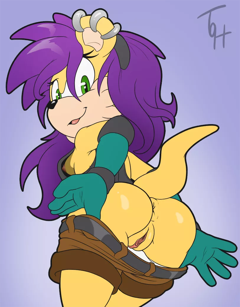 Mina hinting at what she wants(TheOtherHalf)