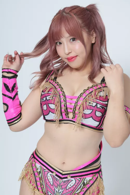 Mina Shirakawa