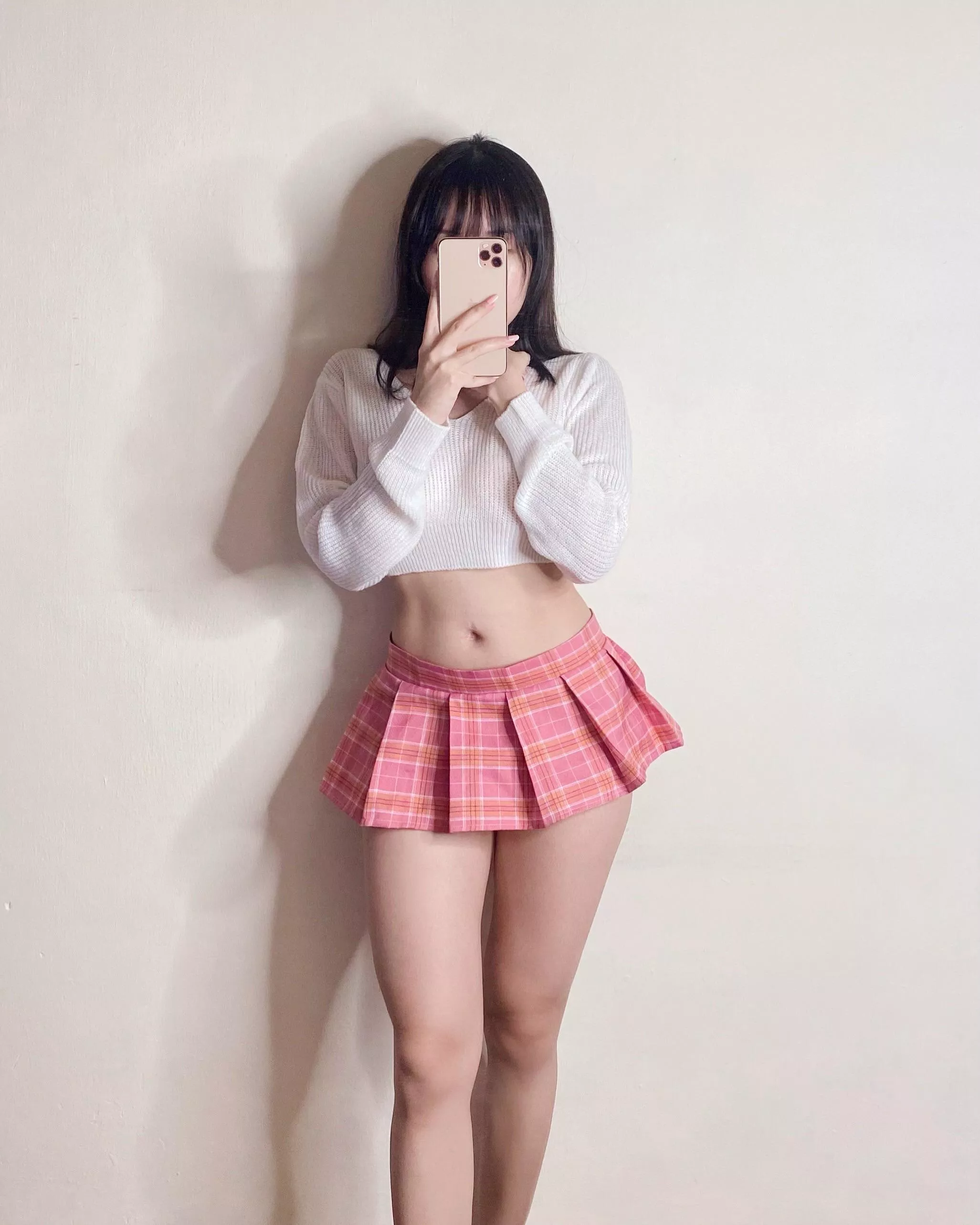 Miniskirts? 😛 Miniskirts? 😛