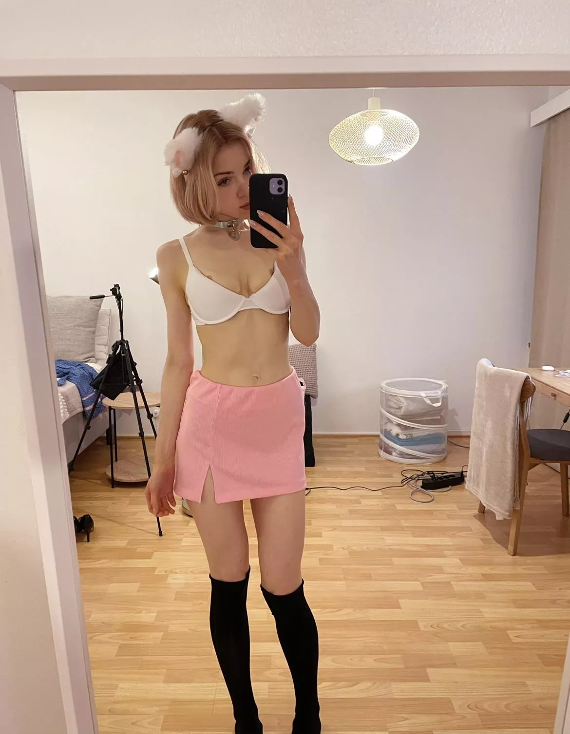 Mirror mirror on the wall... Mirror mirror on the wall...