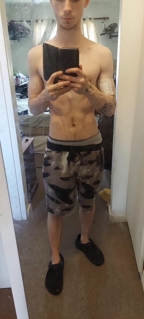 Mirror selfie. Hi there x Mirror selfie. Hi there x