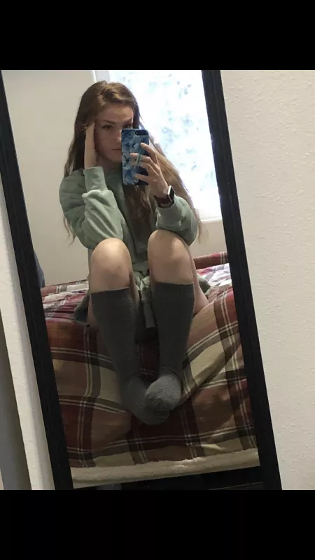 Mirror selfie with my socks on π