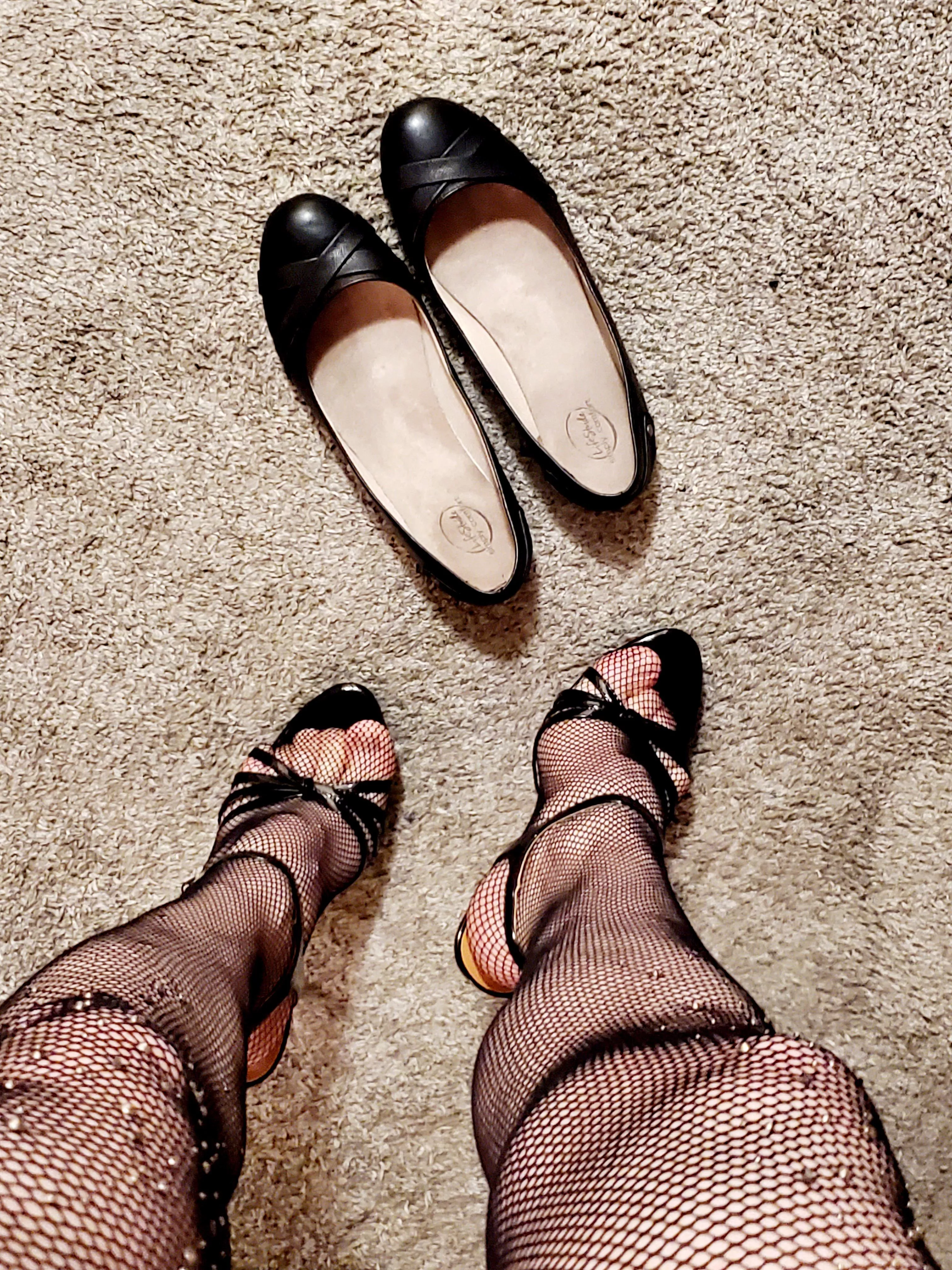 Missed you boys 💋💋 Heels or flats?