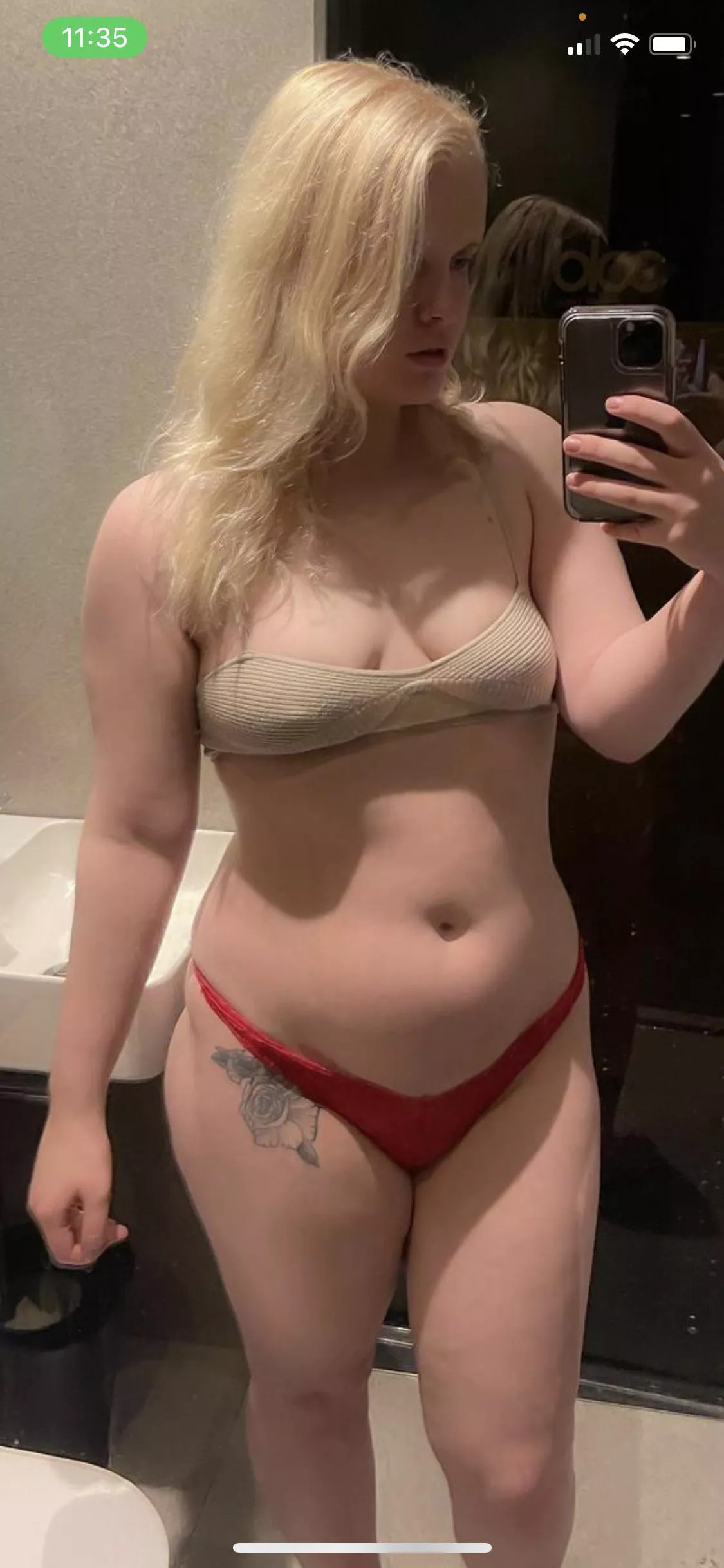 Mmm🤤🤤 Mmm🤤🤤