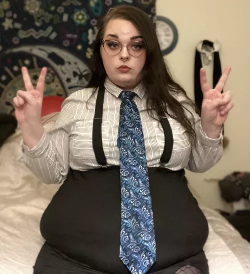 Mmm, do you like me in a tie?