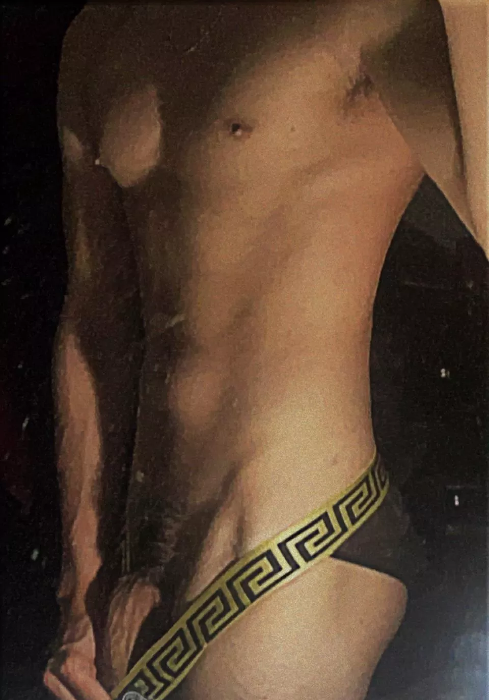 Mmmm the mirror is a bit dirty - but so are you