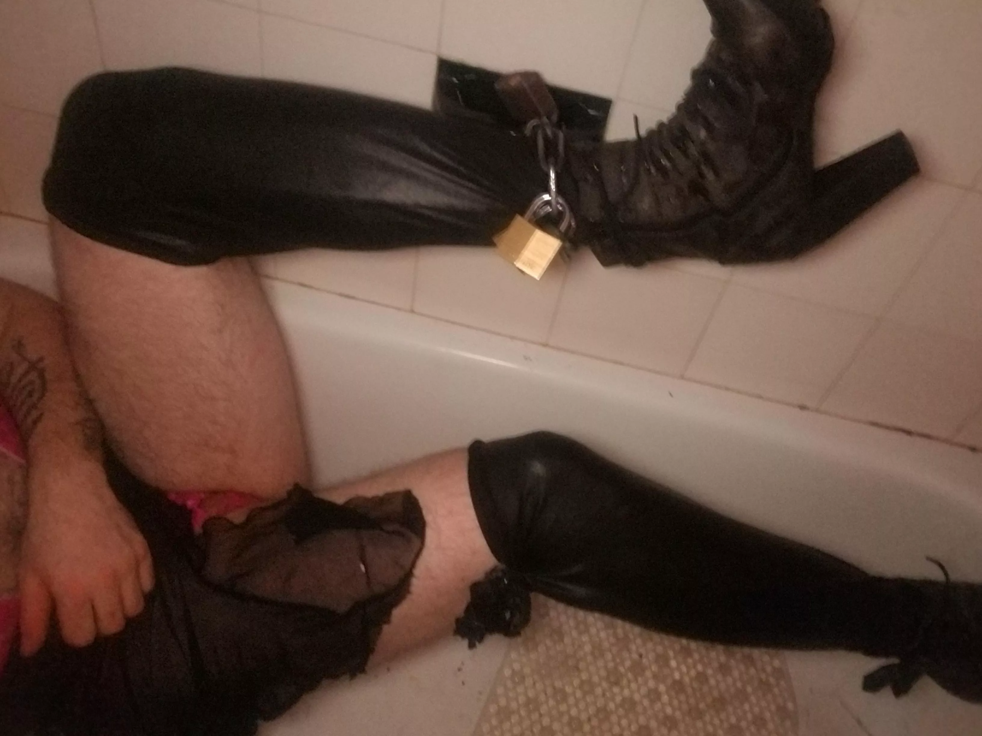 Mmmmm he looks so useless ND helplleass like a roltal bixth under my control I love when you listen to me and locked up and gets soakedwhhH