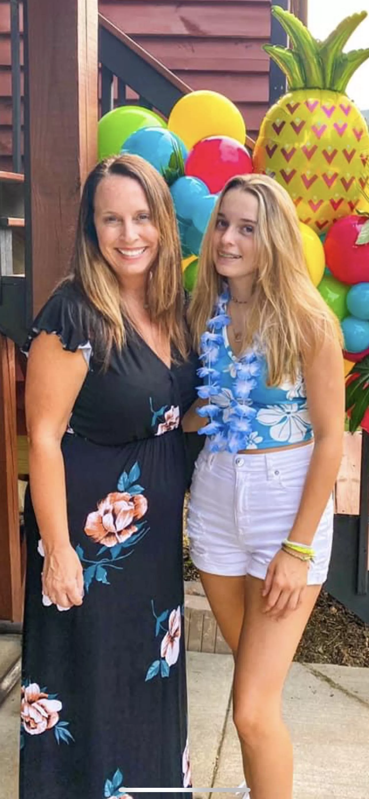 Mom always finds a way to ruin the daughters relationships, guess mom sucks better Mom always finds a way to ruin the daughters relationships, guess mom sucks better