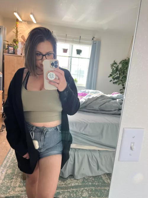 Mom of 2. Bed is messy because I slept in for the first time in over a year!π₯΄