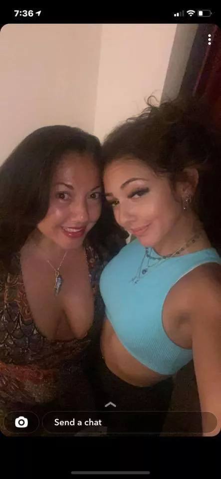 Mom or Daughter? Mom or Daughter?