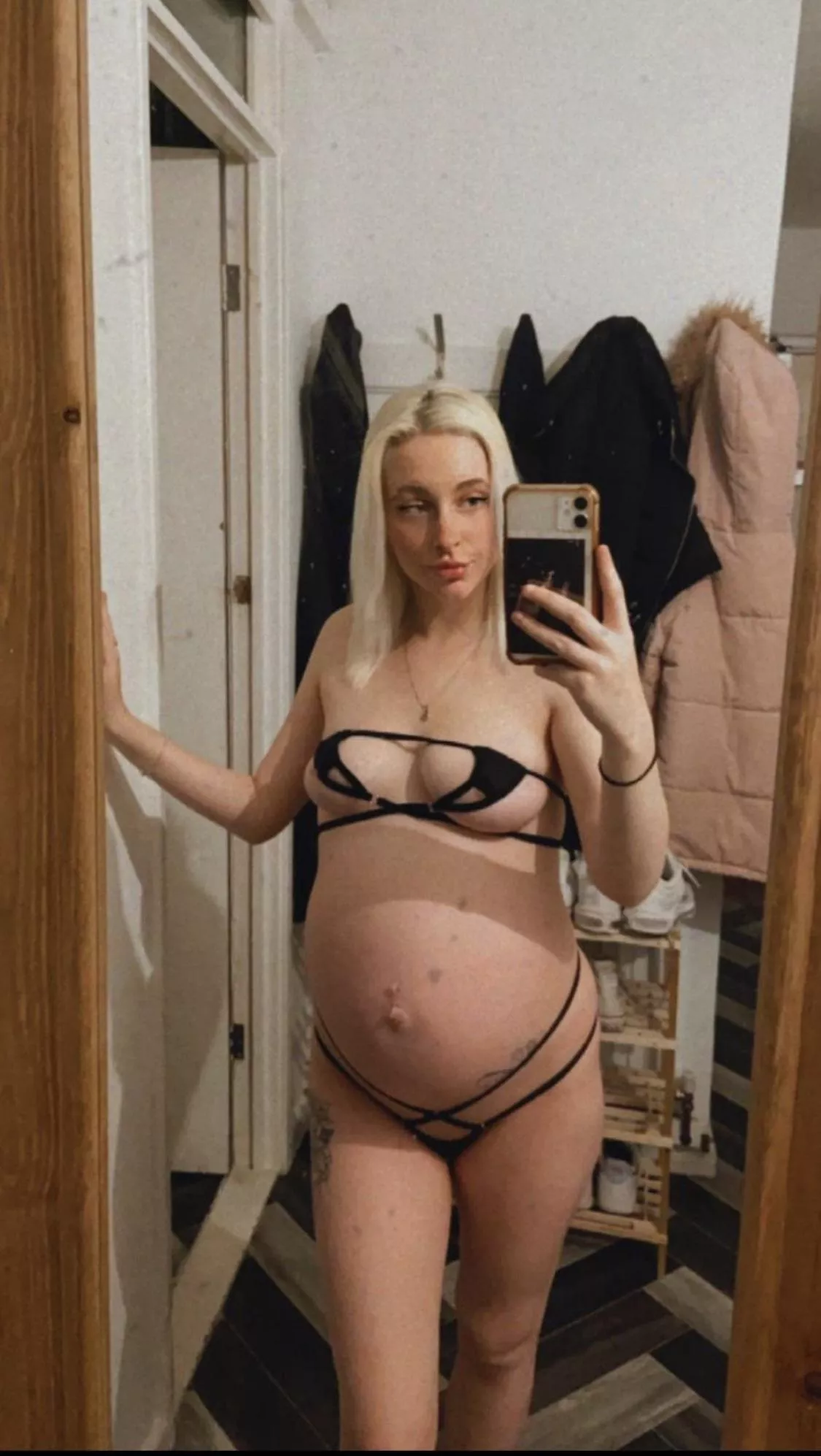 Momma is hornyπ Momma is hornyπ