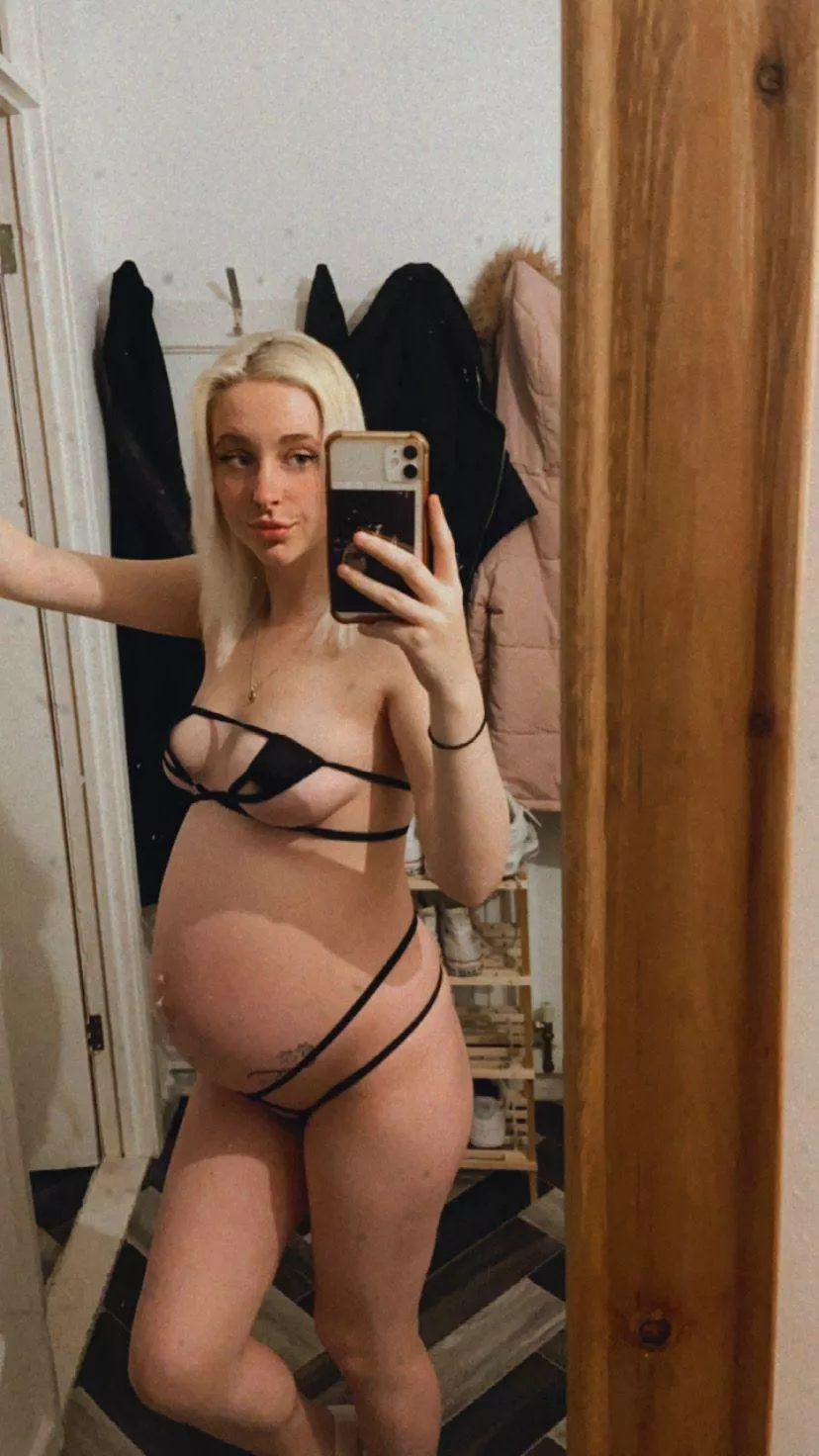 Mommy milkers got so much bigger🍒 Mommy milkers got so much bigger🍒