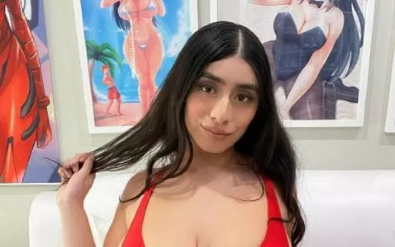 Mommy seeking for a sissy slave