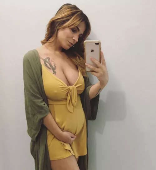 Mommy π₯΅ small but big π³
