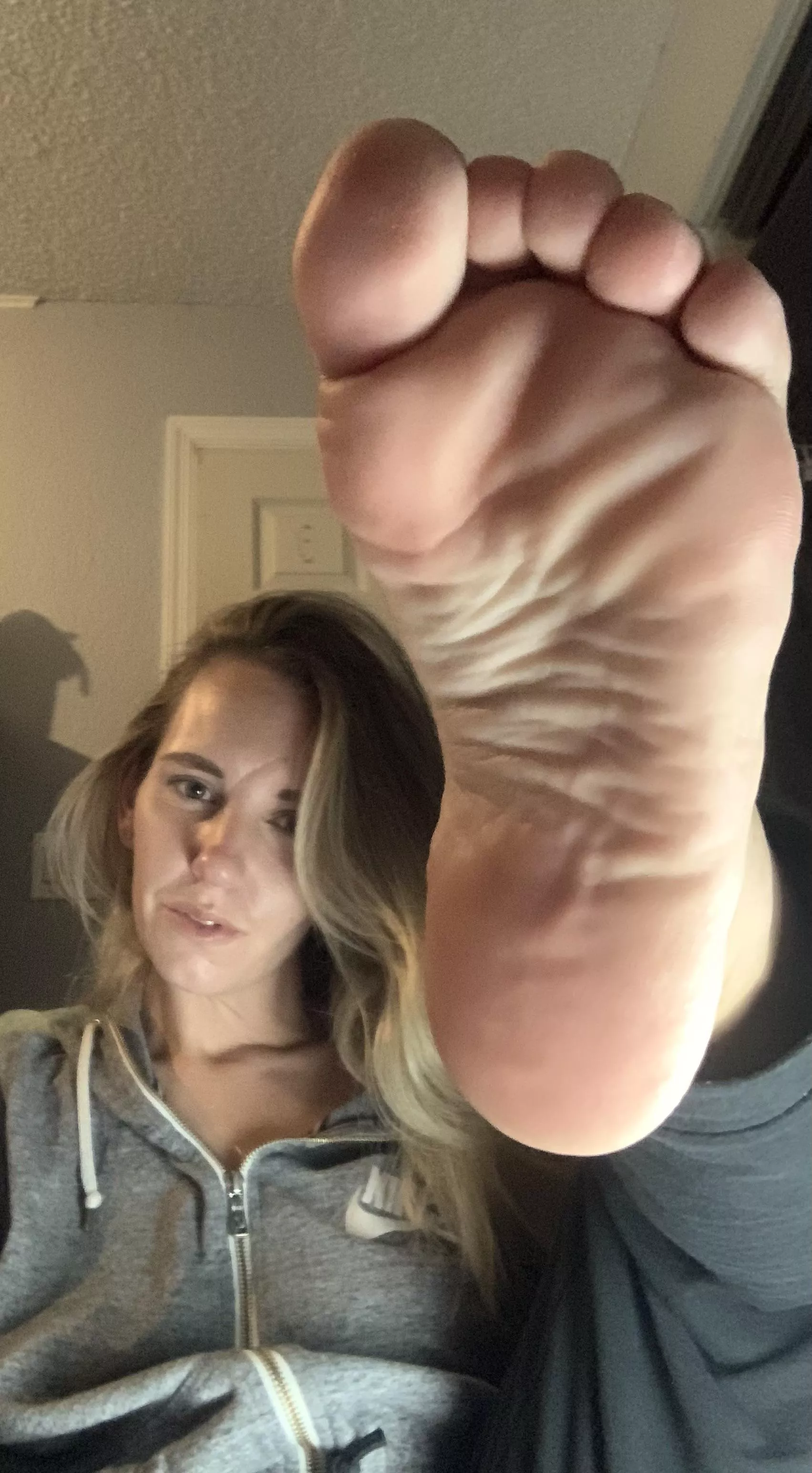 Stinky Feet Porn