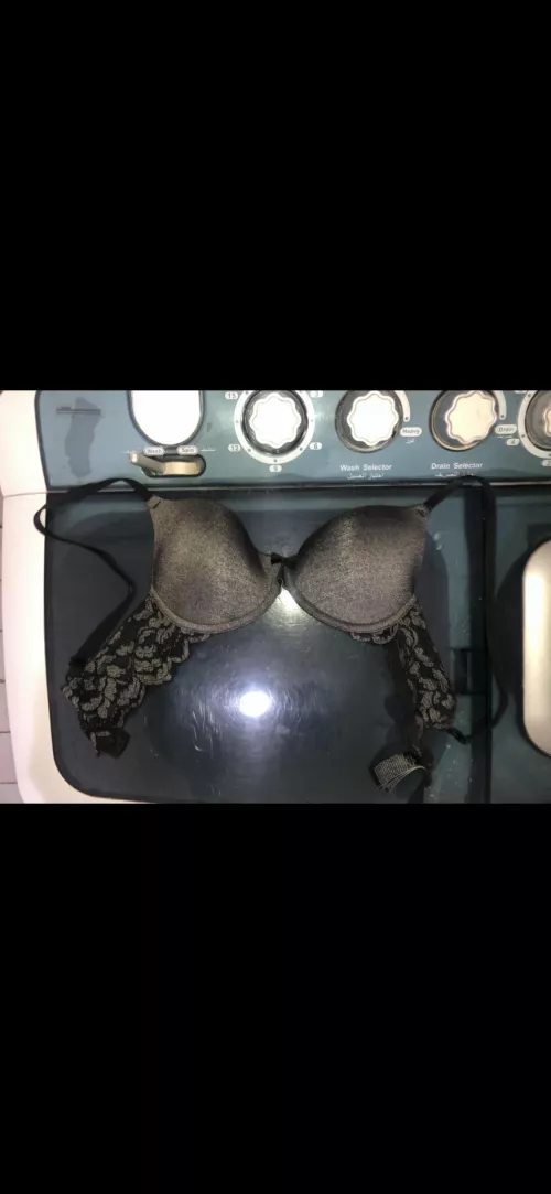 Mommy’s bra, do you guys like it Mommy’s bra, do you guys like it