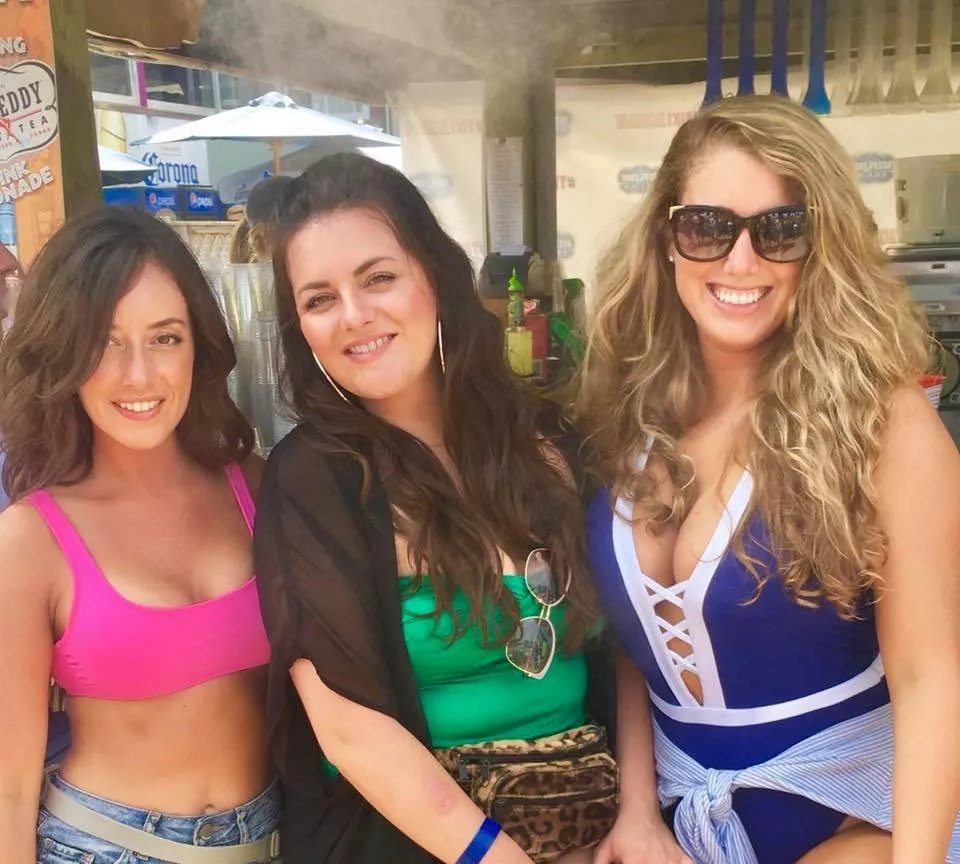 Moms at the Bar Moms at the Bar