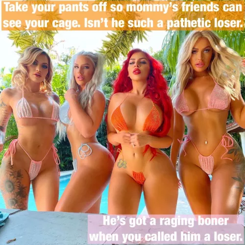 Moms pool party