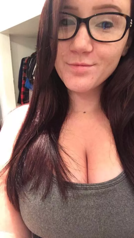 Monday selfie. Monday selfie.