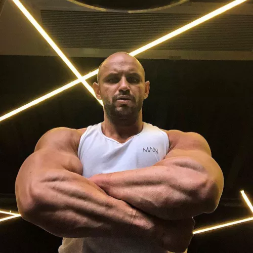 Monster Forearms Monster Forearms