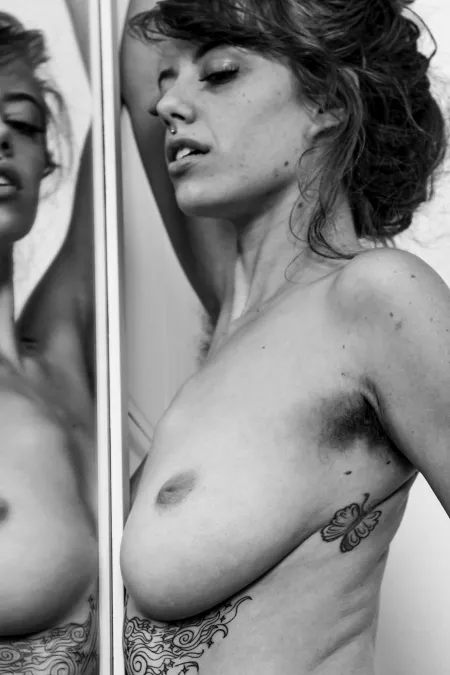 More hot people should be hairy More hot people should be hairy