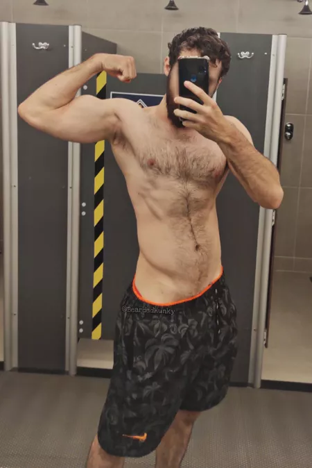 More post workout selfies π€