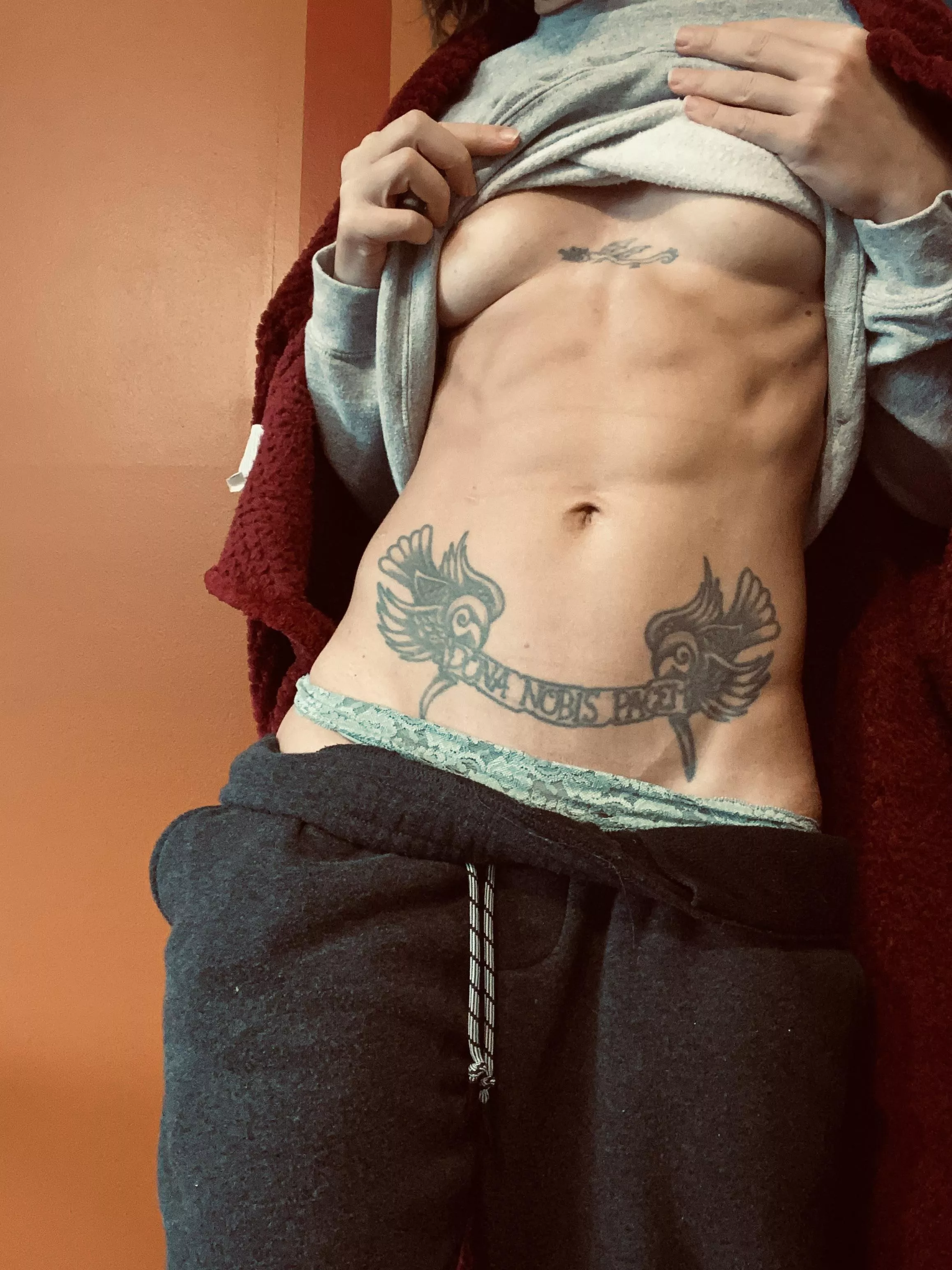 Morning! I used chocolate milk for my oatmeal this morning. Happy belly.