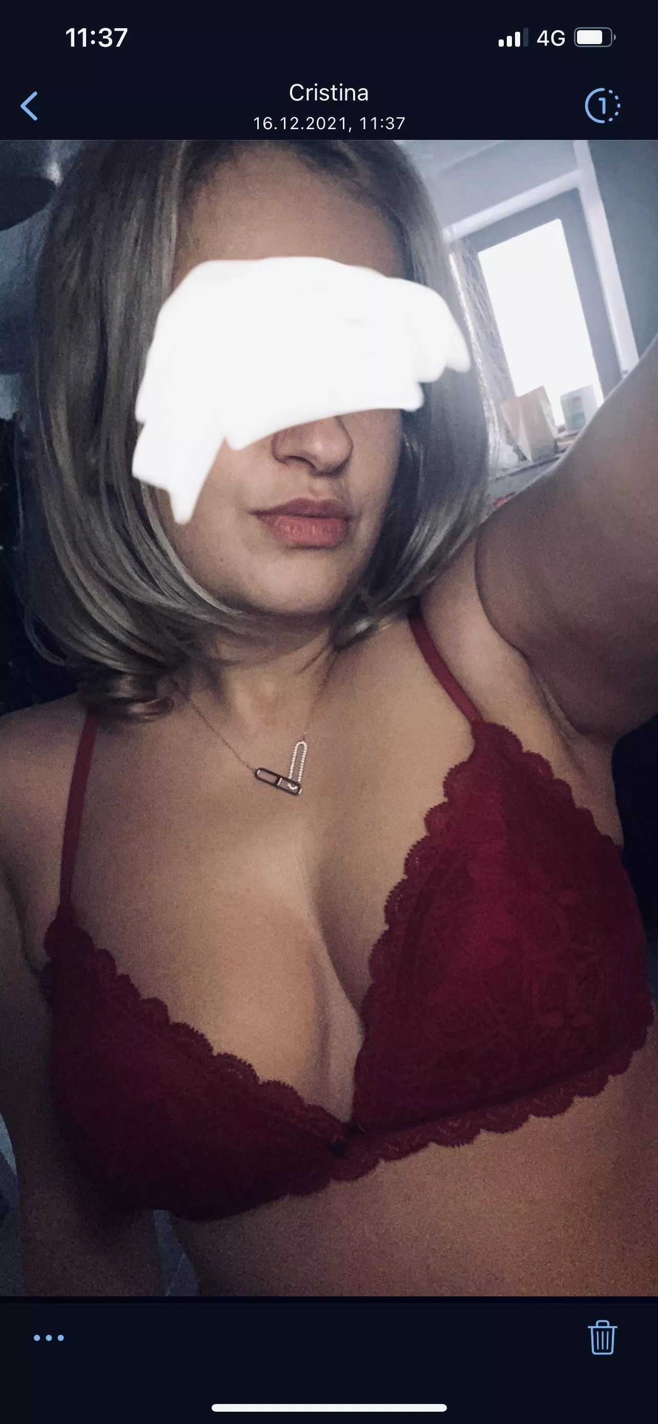 Morning selfie 😬[image]