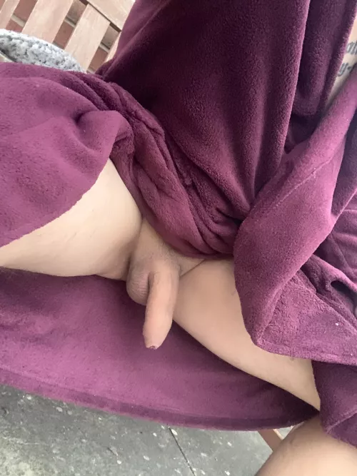 Morning semi in the garden with no boxers just dressing gown😈
