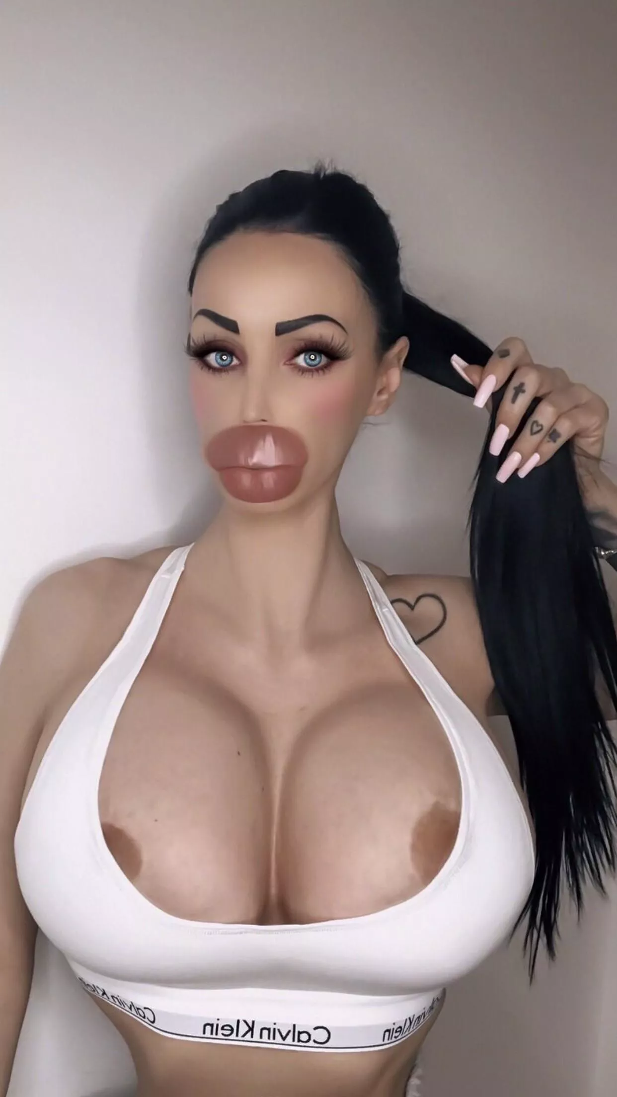 Morphed pic but still sexy??