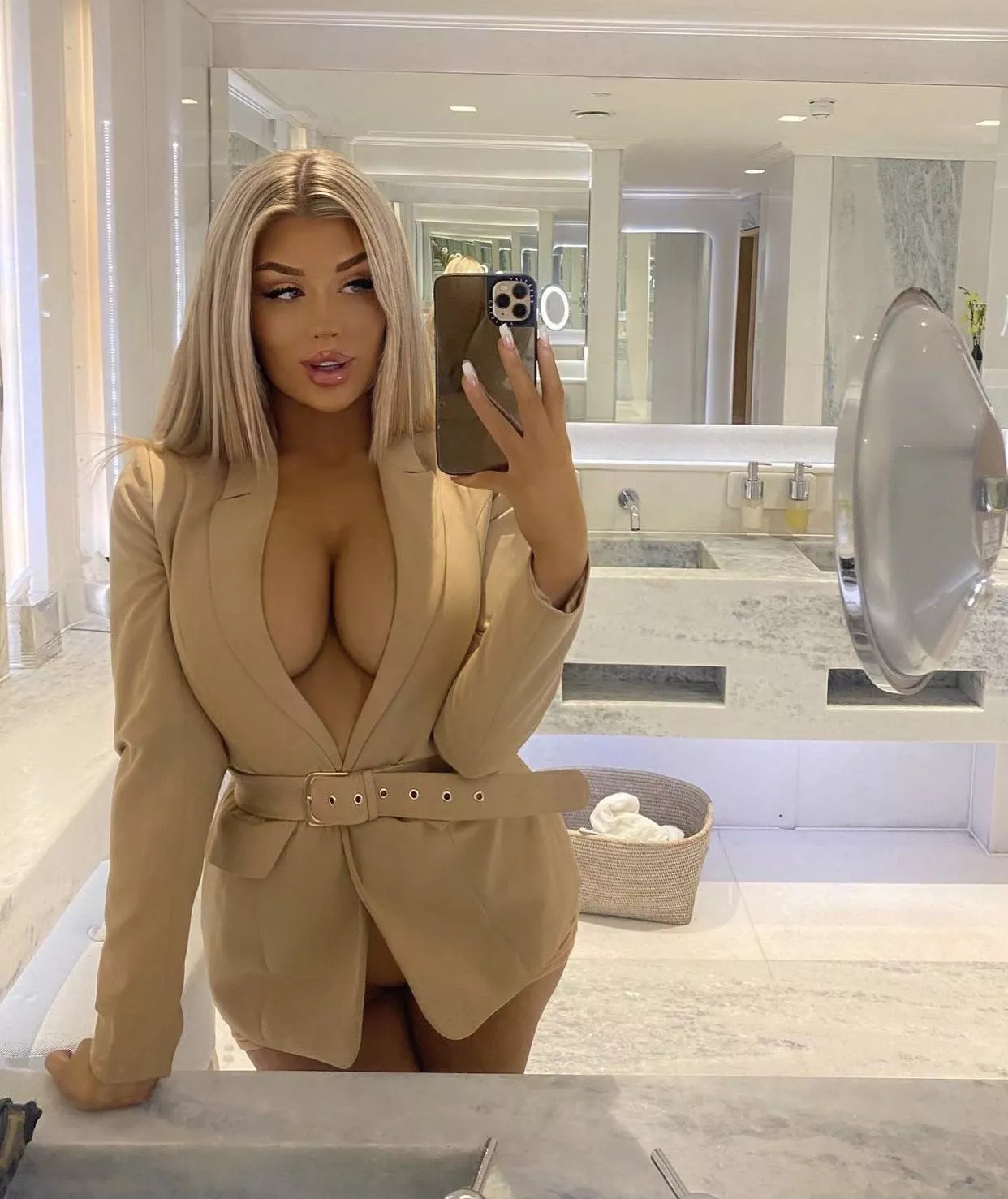 mortal kombat tits mortal kombat tits