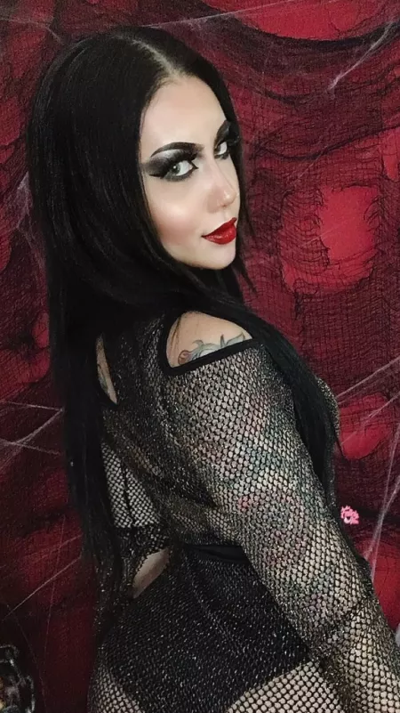 Morticia Addams boudoir cosplay (Felicia Vox) Morticia Addams boudoir cosplay (Felicia Vox)