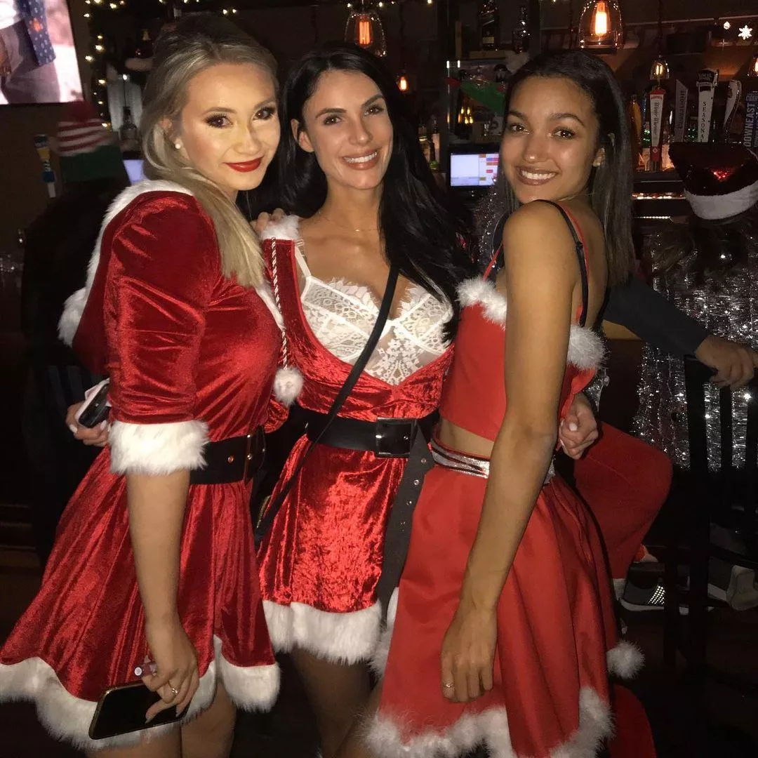 Mrs Claus outfits