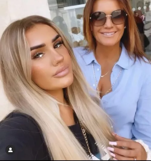 Mum and daughter combo ๐ฅ