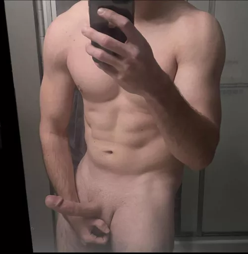 muscular closeted bro 😊 wanna fuck me or am i fucking you? (20)
