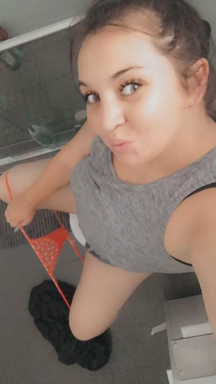 Mwah kisses from my toilet to yours Mwah kisses from my toilet to yours