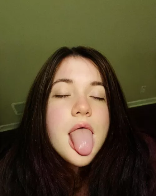 My 3rd face my mind is empty lol im so dizzy