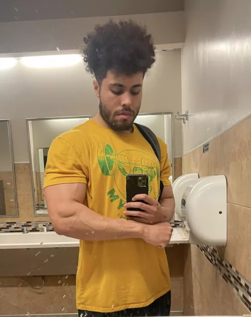 my arms are my favorite body part my arms are my favorite body part