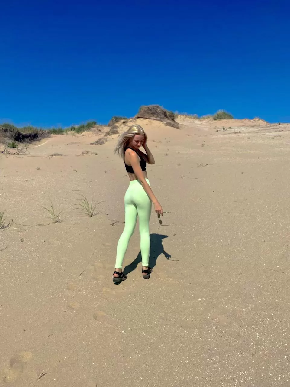 My ass in these leggings ???