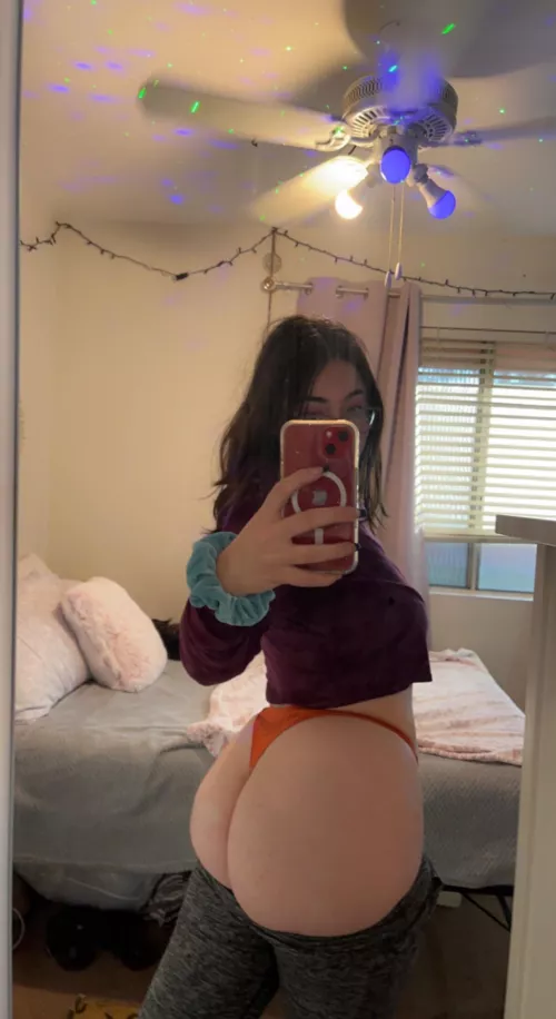 My ass is eating up this thong ππ My ass is eating up this thong ππ