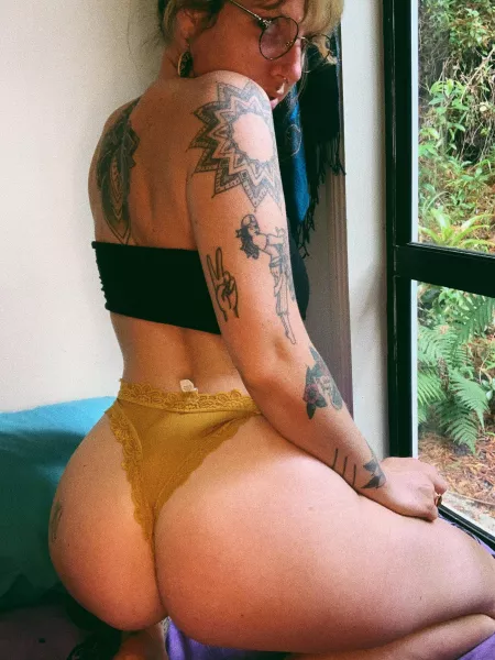 My ass is waiting for you ๐๐ฆ๐