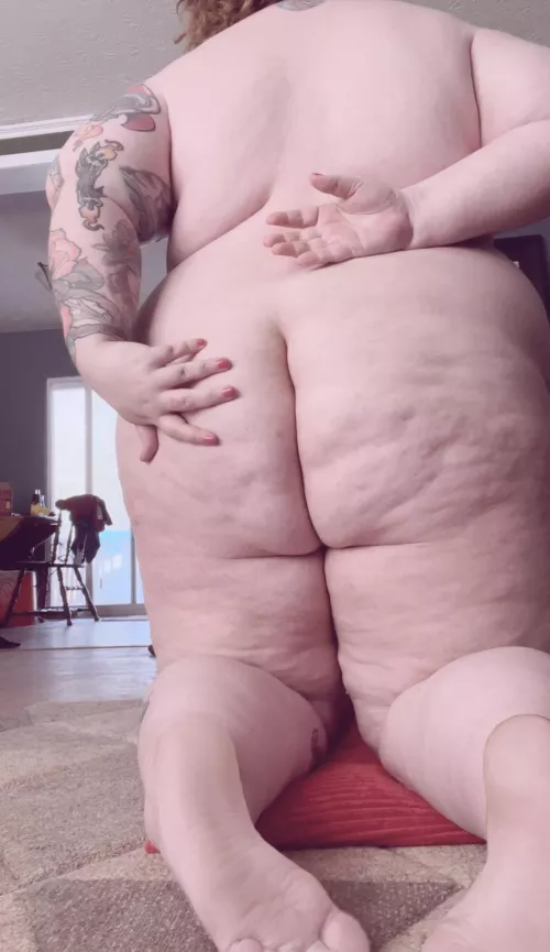 My ass needs more love π