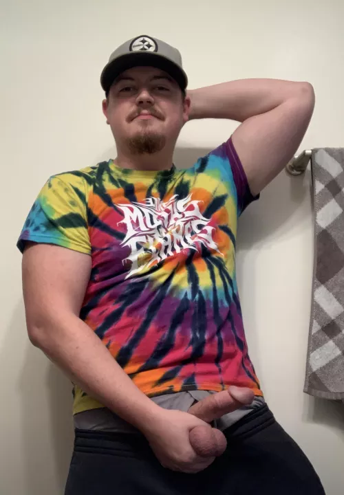 My balls are feeling pretty full. Who wants a load? My balls are feeling pretty full. Who wants a load?