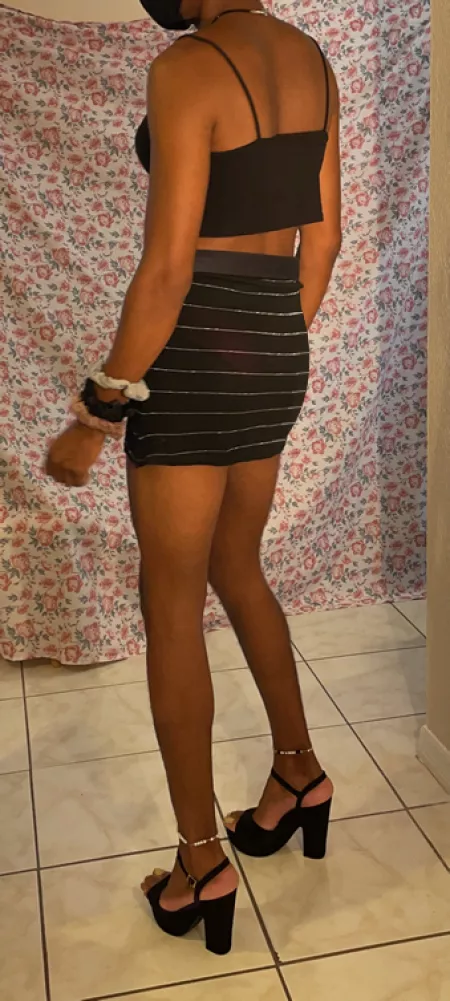 My basic black๐